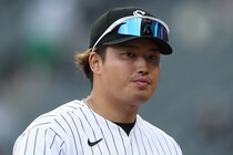 「すごいワイルド」村上宗隆の“激変”ショットに驚愕の声「髭生えてる？もちもちベビーフェイスだったのに」