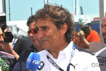 元F1ドライバーの“鉄人”ザナルディが59歳で死去　両足切断からパラ金メダリストに…歩んできた足跡に母国紙は哀悼「人生への愛と抵抗の象徴」