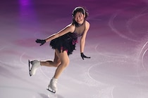 中井亜美が“憧れアイドル”とサプライズ対面→大粒の涙、涙、涙「めっちゃ可愛いいい～！嬉しい」