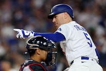 「死球覚悟で…」フリーマンがCY賞左腕から26試合ぶり４号ソロ 大谷翔平の決勝適時打に「大きな一打だった」
