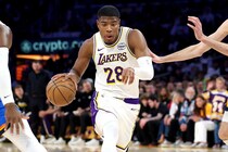 【NBAプレーオフ】八村塁が前半から大暴れ！４本の３ポイントを沈めチーム最多16得点、レイカーズは２点リードで後半へ＜DUNKSHOOT＞