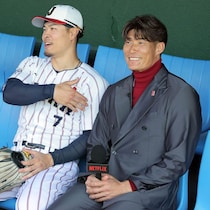 「44歳ってマジか！」阪神ＯＢが披露した“超人級バッキバキボディ”に喝采の嵐 「漫画みたいな筋肉」「肩幅はなんかの間違いじゃないのか」