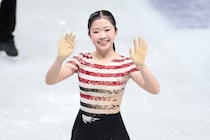 18歳・中井亜美、在学する高校が五輪祝賀会の舞台裏を公開「ガチであざとかわいい」天真爛漫キュートすぎる仕草