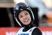 「細い脚なのに…」高梨沙羅が披露した“筋肉質”な美脚が話題「カッコよくて綺麗」