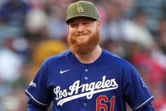 ドジャースはスネル緊急先発回避も救援陣の奮起でエンジェルスに６対０「素晴らしい仕事をしてくれた。全員だ」ロバーツ監督は全８投手を称賛