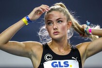 「美顔とのギャップが…」ドイツ陸上女子がスポブラ姿で魅せた“芸術的マッスルボディ”に脚光 「筋肉まで綺麗」「スーパーモデルだね」