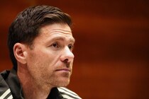 シャビ・アロンソ、チェルシー新監督就任へ！ “監督以上”の権限付与に英メディア注目「モウリーニョ以来の特別待遇」