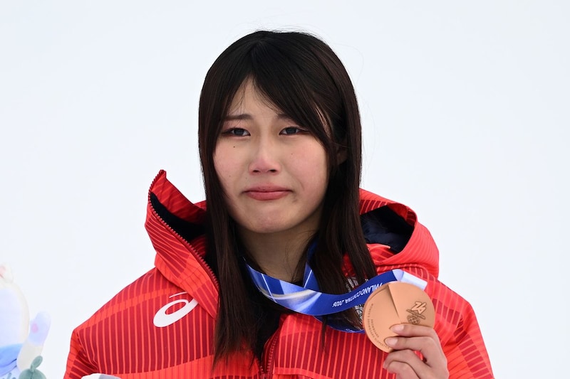 「似合っててカッケー」村瀬心椛、渋すぎる“デニムオンデニム”を披露「かわいい」「なかなか似合う人いないよね」