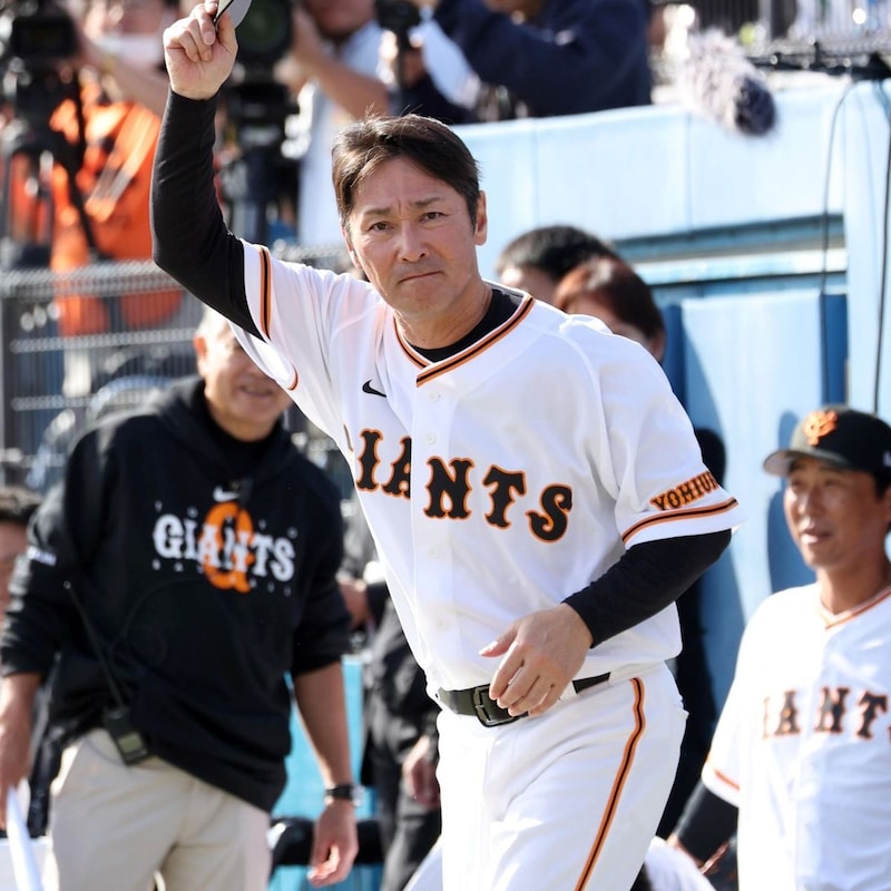 「オトコマエが２人並んでる！」元巨人コーチと元TOKIOメンバーによる“まさかの豪華対面ショット”が話題「どちらも長身アイドル」「待ち受けにします」