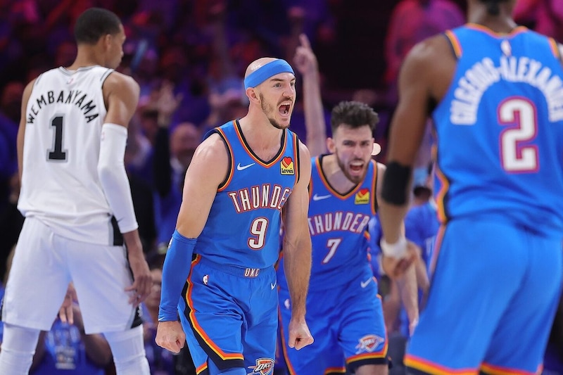 【NBA】サンダーが反撃の１勝！30得点のSGAを筆頭に７人が２桁得点、堅守も発揮しシリーズを１勝１敗のタイに＜DUNKSHOOT＞