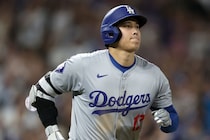 「こんなの不公平だ！」大谷翔平、５回４K無失点で防御率0.73＆６戦ぶり８号先頭弾　圧巻の二刀流に米記者驚愕「オオタニは人間離れしている」