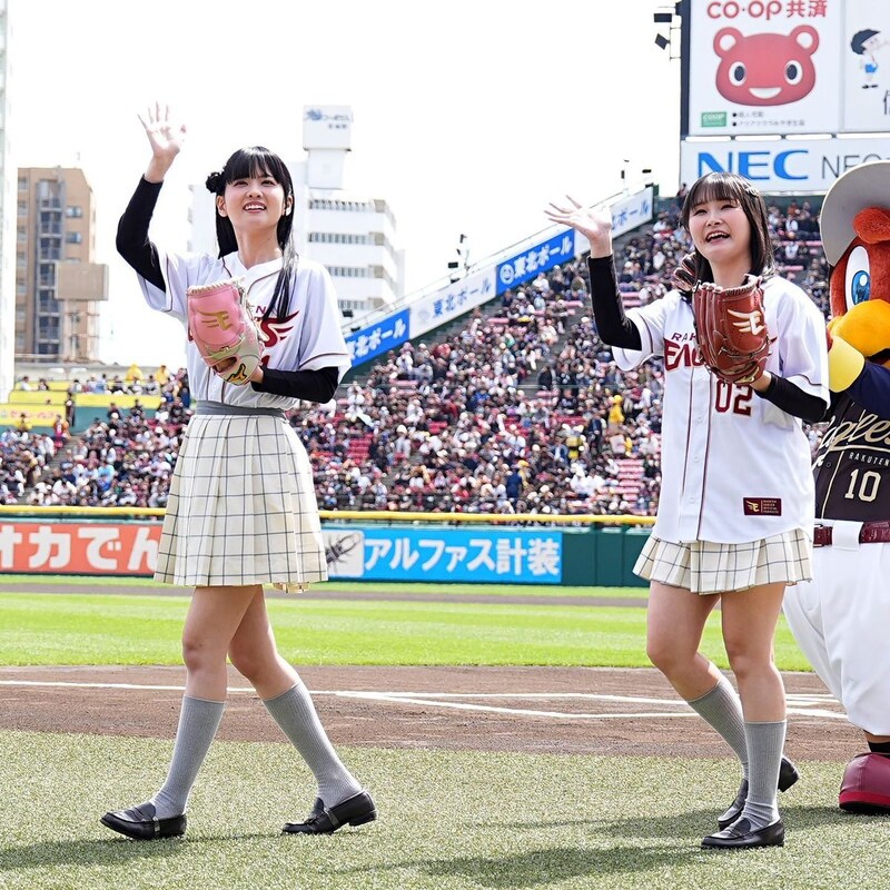 「すんごい可愛かったです」楽天本拠地に登場した人気声優の“あちゃーな始球式”にファンほっこり 「ユニ姿最強」「フォームは完璧でした」