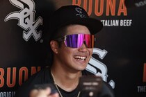 まるでイチローだ！ 西田陸浮、レーザービームで得点阻止する“神プレー”に本拠地興奮！ ９番・右翼でメジャーデビュー