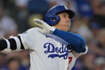 「飛んだコースが良かった」大谷翔平、２戦連発・10試合ぶり今季４度目の１試合３安打「シングルの当たりもセンター中心に、いい感じで打てている」