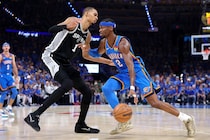 “至高のゲーム７”はスパーズが勝利！激闘を制し12年ぶりにNBAファイナル進出、頂上決戦の相手はニックス　前年王者サンダーは連覇ならず＜DUNKSHOOT＞