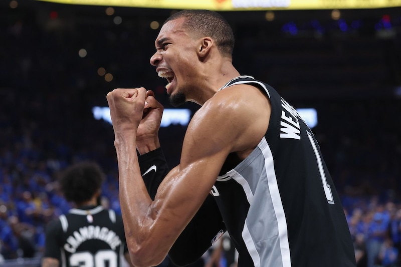 「レブロン以来、NBAに起きた最高の出来事」元選手がウェンバンヤマを絶賛！「すべての条件を満たしている」＜DUNKSHOOT＞