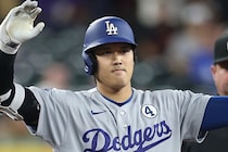 「勝った実感がない」ドジャース辛勝、ぎりぎり逃げ切り「疲れ果てた」LA地元ファン安堵　乱調リリーフ陣には「なぜストライクが入らない？」