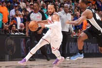 【NBAファイナル】死闘となった第１戦を制したのはニックス！ブランソンが30得点＆勝負所で躍動し、27年ぶりの頂上決戦で先勝を飾る＜DUNKSHOOT＞