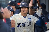 「はあ？９点？！」ドジャース初回打者一巡の猛攻に日本人衝撃！トドメは大谷翔平の11号弾、驚異の１イニング９得点でエ軍先発KO「容赦ないな」