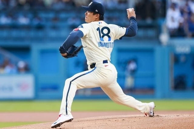 山本由伸が今季最長８回１失点で６勝目　ロバーツ監督が大量リードでの集中力を称賛「まるで同点の試合のように投げていた」