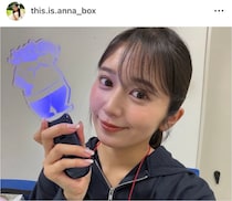 「可愛すぎやろ」ラグビー決勝のピッチに舞い降りた“25歳タレント”に視線集中「透明感溢れる笑顔」