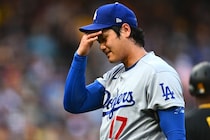 規定投球回まであと１死だったのに…大谷翔平、７回途中４失点で防御率0.74→1.06もLA記者「今のところサイ・ヤング賞争いに残っている」