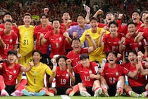 「おめでとう」韓国代表、逆転勝ちでアジア勢初勝利！「面白い試合だった」日本サッカーファンも注目「２ボランチ、めっちゃよかった」【W杯】