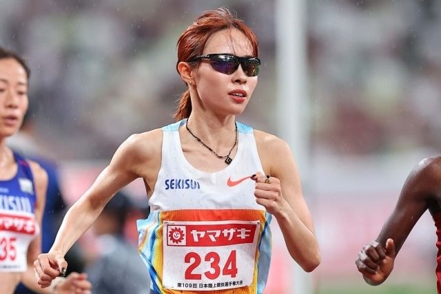 「鳥肌もんだわ」山本有真がゴール直前でV４女王を大逆転！ 地元・愛知で初優勝、アジア大会代表内定「本当に感動した！」「すごい。いいもの見れた」【日本選手権】