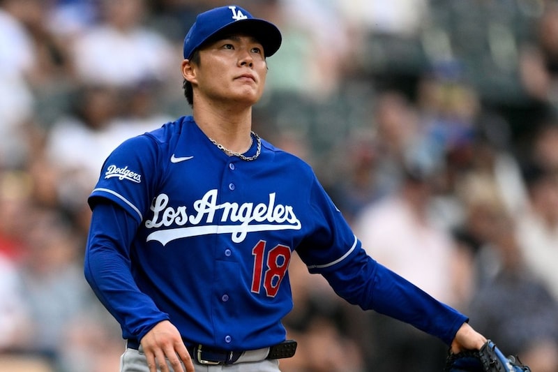 山本由伸、８回２死まで完全投球→ノーノーまで“あと３人”で偉業逃す「全米が息を呑んだ瞬間だったが…」球団感服「ヨシノブ、君を誇りに思う」