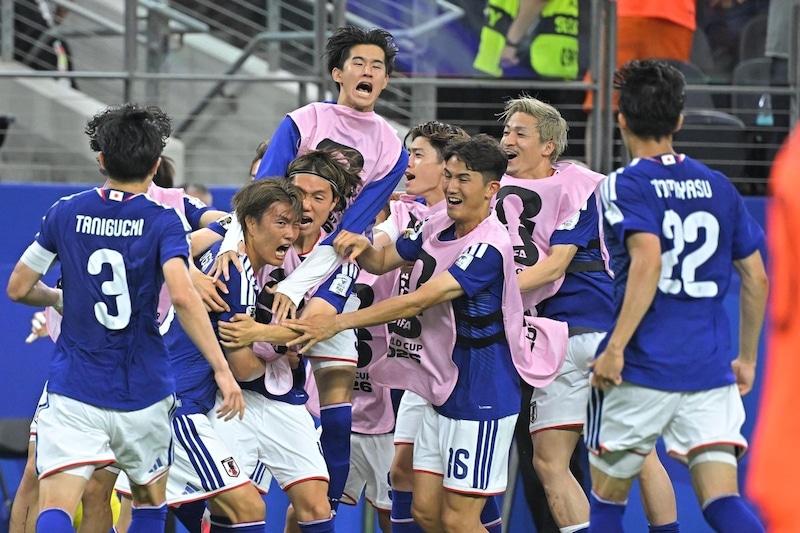 日本代表、88分に追いついて２-２ドロー！ ２度の劣勢を跳ね返して貴重な勝点１　中村敬斗、鎌田大地がゴール【W杯】