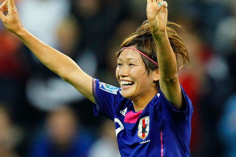 「久しぶりに見た!」W杯初制覇から15年…40歳になった元なでしこJ戦士の“近影”に騒然 個性的ツートンカラーに視線集中「髪の染め方がモカコーヒーぽい」