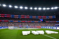「あまりにも高額...」チケット代は14万円、W杯の“ブルジョア化”を英メディア批判「一般ファンの手が届かないものに」