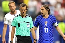 日本の朝５時に起きた“世代間ギャップ”「試合内容とはかけ離れた悲劇的な展開に…」 元W杯戦士がユーモラスに自虐「自ら収拾を図るというダサい行動に…」