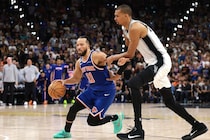 ニックスをNBA王者に導いたブランソンはなぜ得点を量産できる？レブロンが分析「ディフェンダーにとって“頭痛の種”になる」＜DUNKSHOOT＞