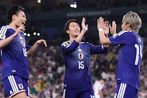 日本代表４-０完勝！ 鎌田大地、上田綺世２発、伊東純也がゴール　攻守でチュニジアを圧倒　GS突破へ大きく前進