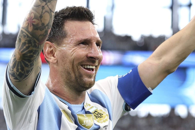 38歳メッシが２得点、W杯歴代最多ゴール数を「18」に更新！　アルゼンチンがオーストリアに２-０勝利、決勝T進出決定