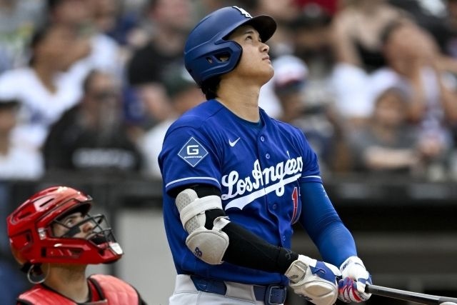 大谷翔平が先頭打者ホームラン！　試合開始２球目をライトスタンドに叩き込む