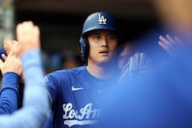 ドジャースが雨天遅延ゲームを制し２連勝、大谷翔平はノーヒット＆快音なしも勝ち越し犠飛で貢献