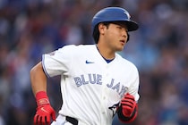 主役交代？「今や岡本和真のチームだ」現地番記者が絶賛！ 一方でゲレーロJr.には“不調の核心”を指摘