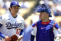 大谷翔平の防御率が0.74→4.34とガタ落ち…！正捕手スミス離脱で露呈した、25歳捕手との“相性の悪さ”　失点急増はラッシングのせい？