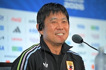 「韓国サッカーに朗報か」隣国メディアが森保監督の“ひと言”に期待感「おそらく日本はホン・ミョンボ監督を反面教師にしたのだろう」と自虐も…