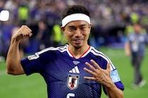 「マジかよ、39歳だって」長友佑都がスウェーデン戦の後半途中にピッチへ　日本代表史上初のW杯５大会連続出場に視聴者驚き「びっくりした」「カッコ良すぎる」