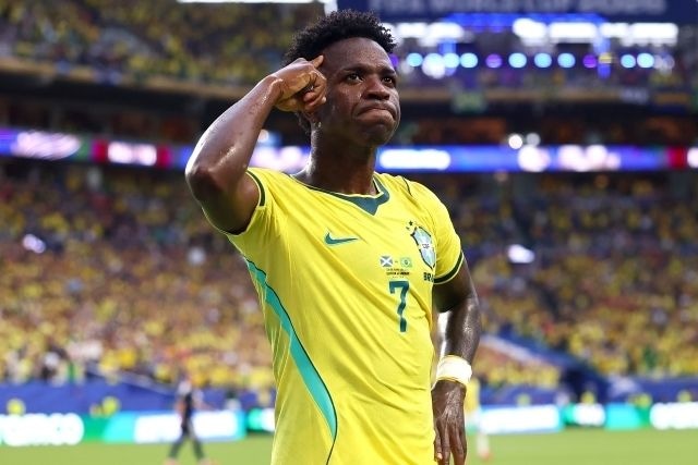「これまでのブラジルとは違う」元日本代表MFが森保Jの“サッカー王国”との戦いに期待「五分で勝負をしていける」【W杯】
