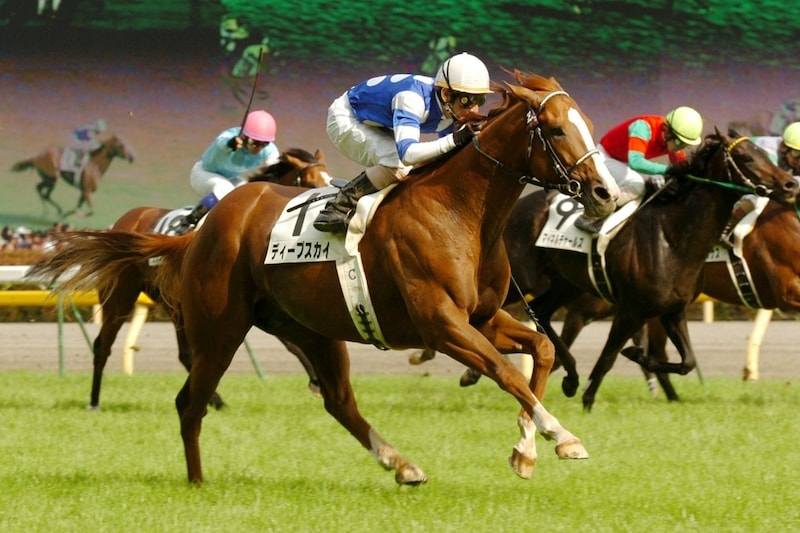 【名馬列伝】“反骨のトレーナー” 昆貢、笠松牧場の代表馬ディープスカイ　変則二冠の信念