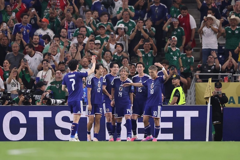 ブラジル戦7時間前、五輪金つよかわ女子アスリートが披露したW杯人気ユニ姿に視線集まる「モデルみたい」「あまりにもマンマミーア♡」