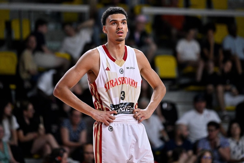 ウェンバンヤマの弟オスカーがフランス２部クラブとプロ契約！ 目標はNBA入り「そのことばかり考えている」＜DUNKSHOOT＞