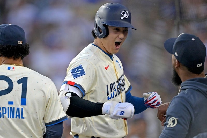 大谷翔平の第2子誕生発表の翌日、良席にいたF・マリノス応援美女 夢のドジャース観戦で衝撃展開に感無量「生きていてよかったと心から思いました」