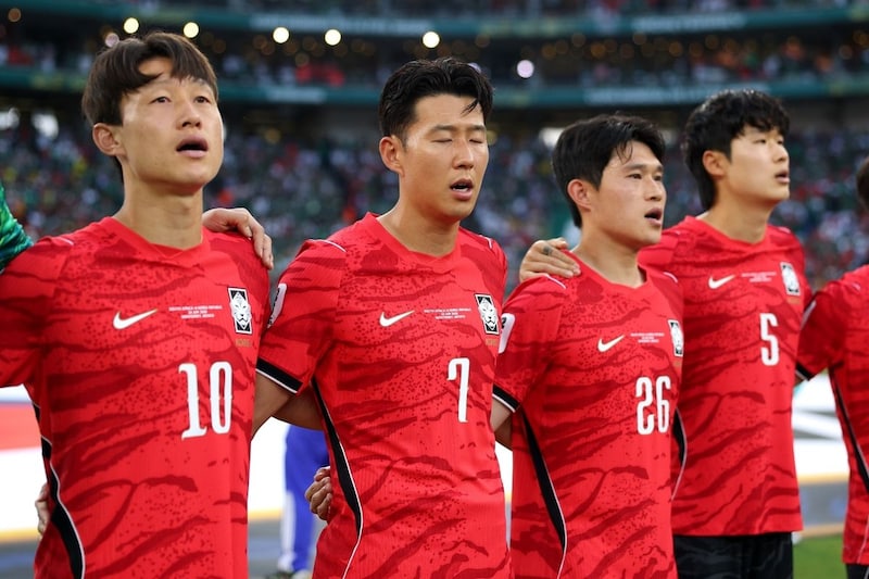 韓国選手に移籍の話題がないのは「ホン・ミョンボのせい」地元メディア悲嘆「まさかのGS敗退で評価が下がっている」【W杯】