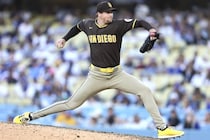 パドレス守護神がMLB初の快挙を達成！　６日には165キロ速球＆157キロのチェンジアップでドジャース打線を圧倒