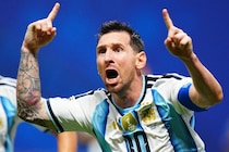 アルゼンチン代表、０-２から３-２大逆転勝ち！「すごいの観た」ロメロのヘッド、メッシの“神ボレー”、エンソが決勝弾「エグすぎて笑うしかない」ファン震撼【W杯】